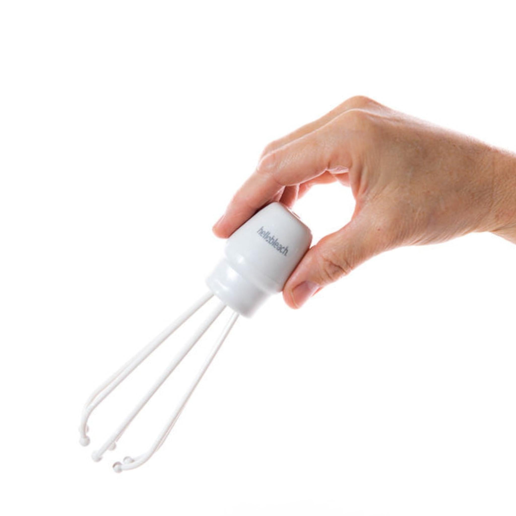 TINT WHISK MADE FROM RECYCLED PLASTICS